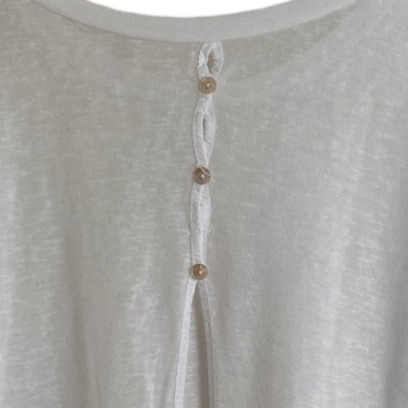 Lightweight Flowy White All Season Knit Sweater Button Split Back Italian Made - Picture 2 of 12